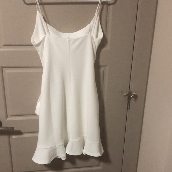 Lucy in the Sky-Capri Ruffle Tie Dress - Picture 7 of 7